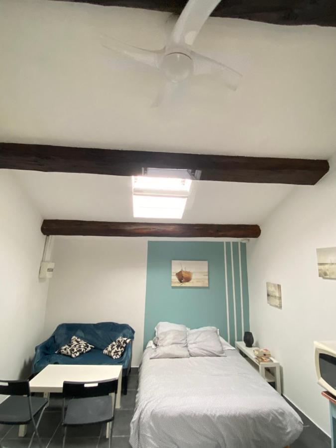 Studio Cosy 5 Mn De La Gare 10 Mn Des Plages Сет Экстерьер фото